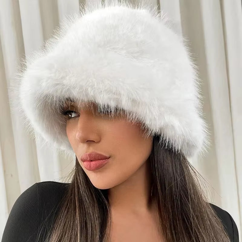 2024 Fluffy Faux Fur Bucket Hats Women Rabbit Fur Warm Thick Plush Winter Hat Lady Fashion Luxury Panama Furry Fisherman Cap Y2K